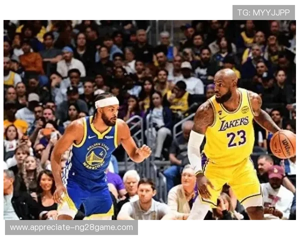 NBA焦点战湖人逆转勇士詹姆斯砍三双引爆全场季后赛卡位格局生变