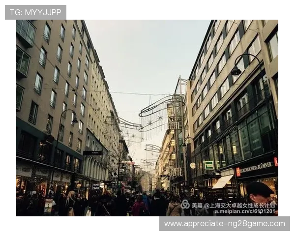 塞维利亚俱乐部的辉煌历程与欧洲赛场上的卓越表现