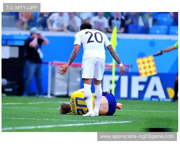 《世界杯预选赛揭幕战精彩纷呈 各队备战新赛季目标明确》 《世界杯预选赛揭幕战精彩纷呈 各队备战新赛季目标明确》