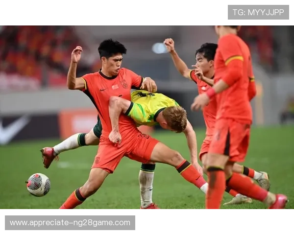 中国足球新赛季开幕,年轻球员展现惊人潜力引发热议 中国足球新赛季开幕,年轻球员展现惊人潜力引发热议