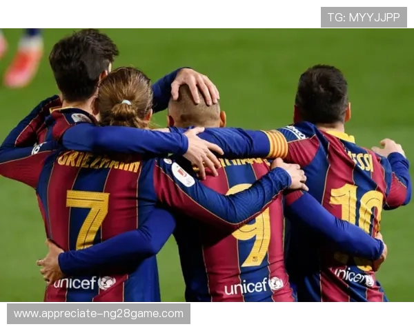 巴萨逆转尤文惊险取胜 梅西状态火热引球迷狂欢