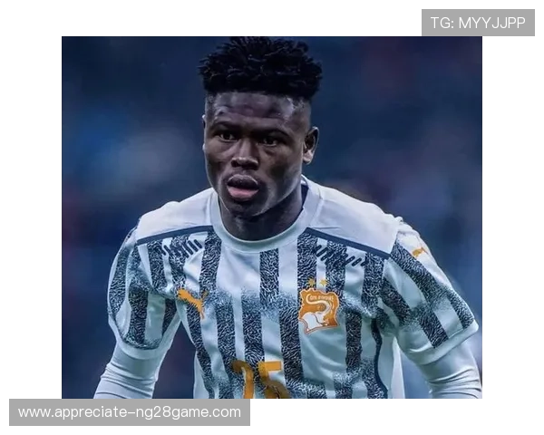 中国足球联赛赛季再掀高潮 新晋球队表现抢眼 球迷期待未来赛事精彩纷呈