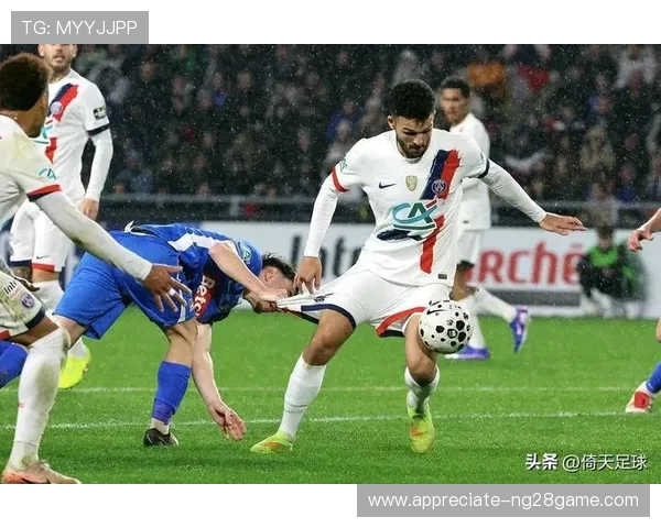 欧冠焦点战再掀高潮豪门对决引发新赛季格局重大变化